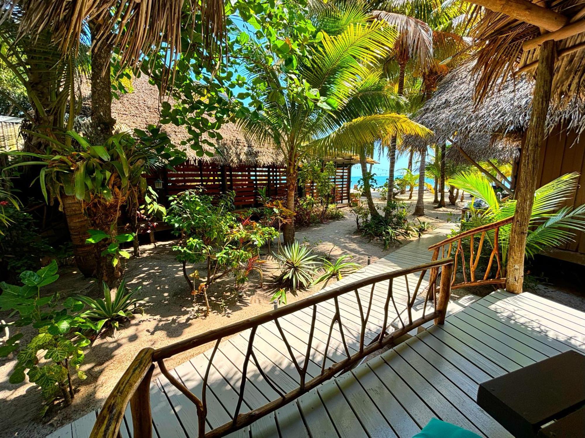 Azure Del Mar Hotel Maya Beach Екстериор снимка